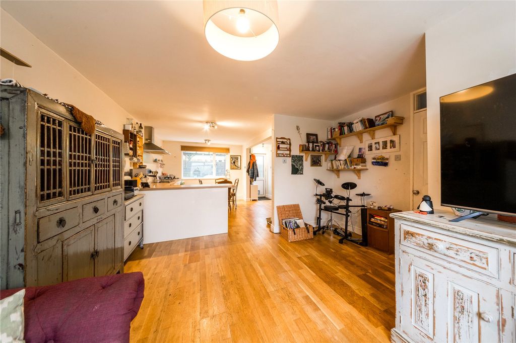 Property photo 2 of 14 Picture No. 03