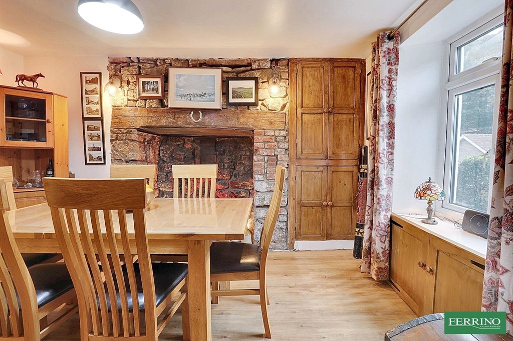 Property photo 3 of 27 Dining Room