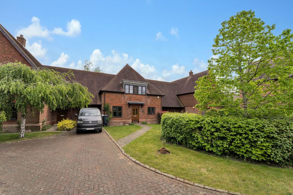 Property photo 1 of 22