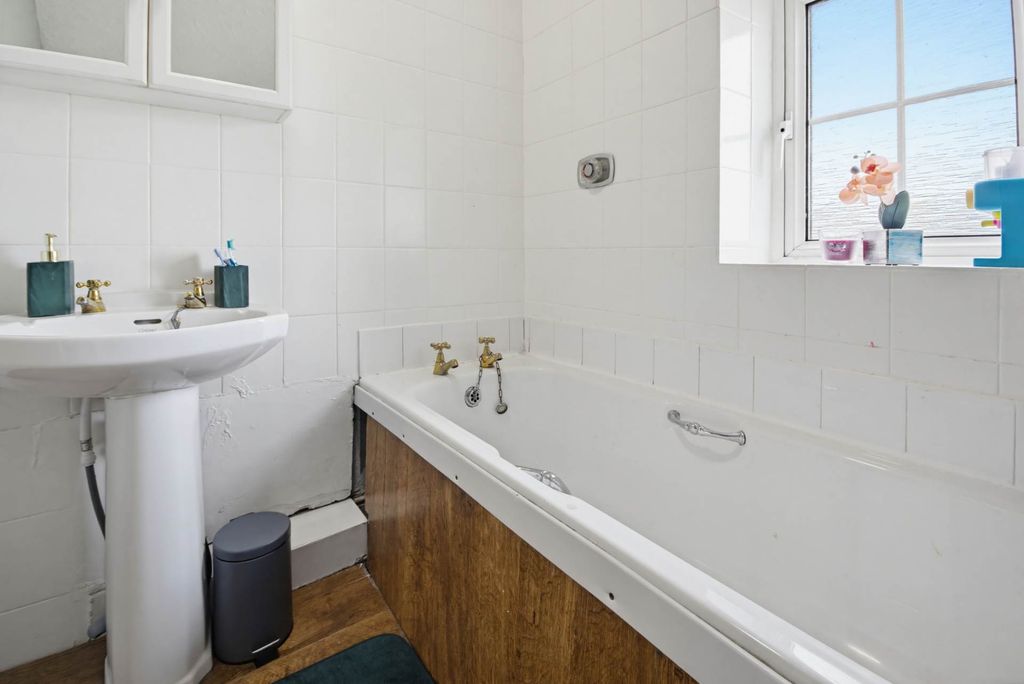 Additional image 15 of 2 bed end terrace house for sale2 Pleasant Place, Allerton, Bradford, West Yorkshire BD15