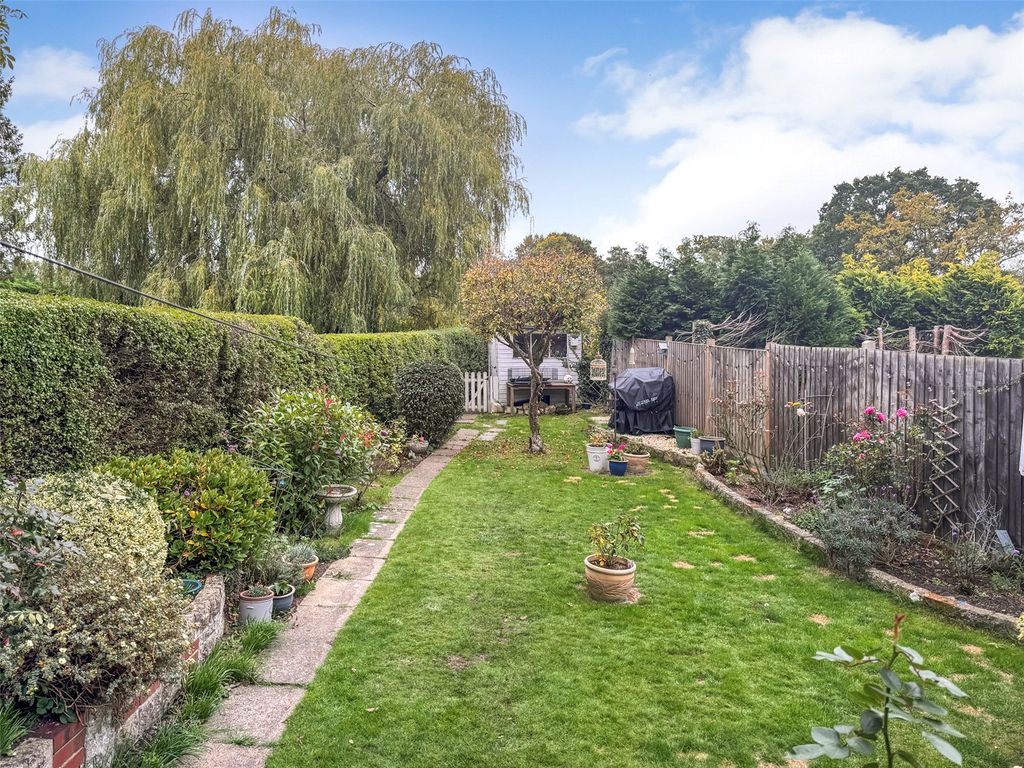 Property photo 2 of 21 Picture No. 33