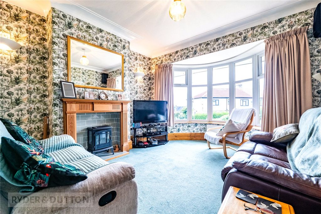 Property photo 2 of 27 Picture No. 14