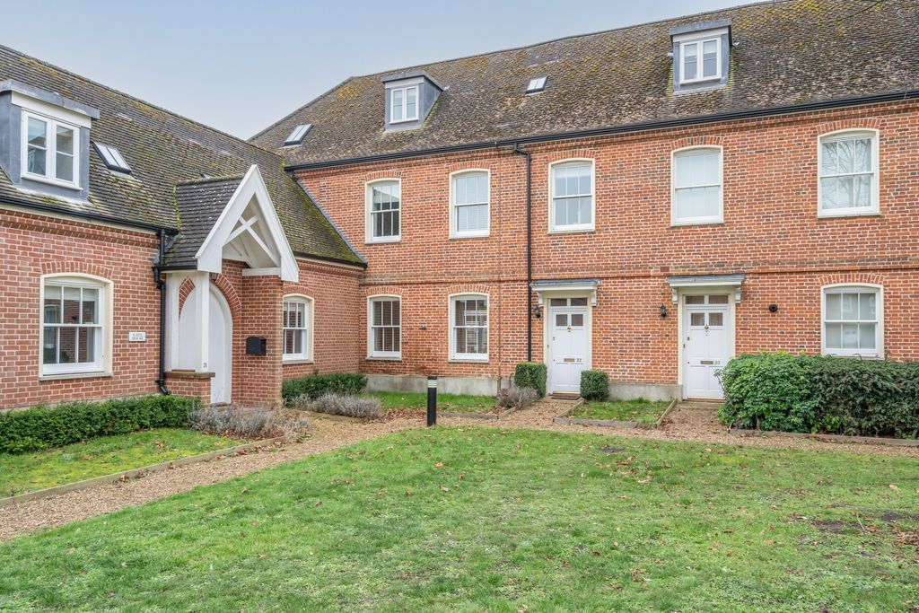 Property photo 1 of 22 Iq_00103-Edit