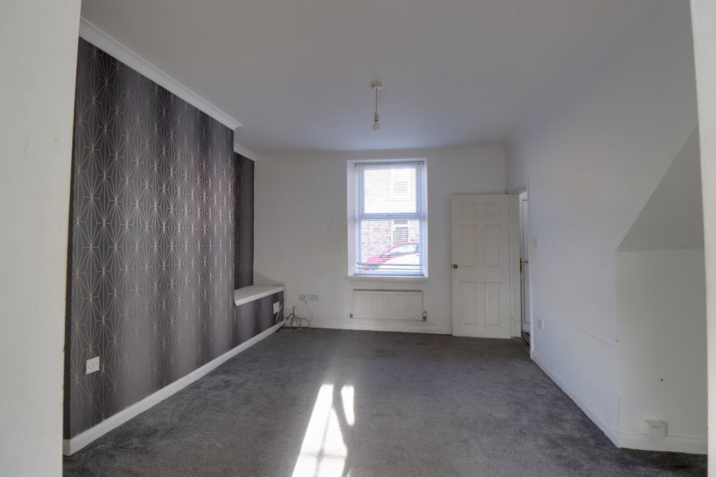 Property photo 3 of 10 Living Room 2