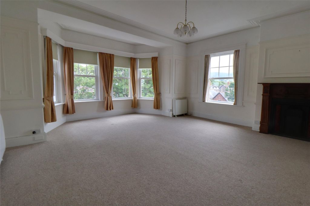 Property photo 2 of 13 2 - Picture No. 11