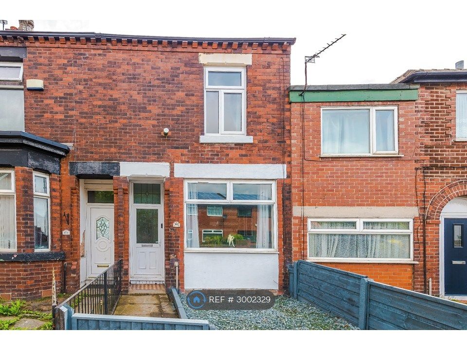 Property photo 2 of 35