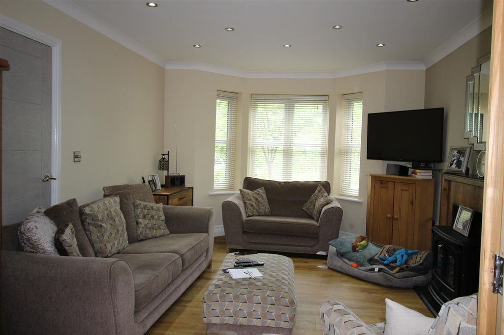Property photo 2 of 15 Img_9338.Jpg