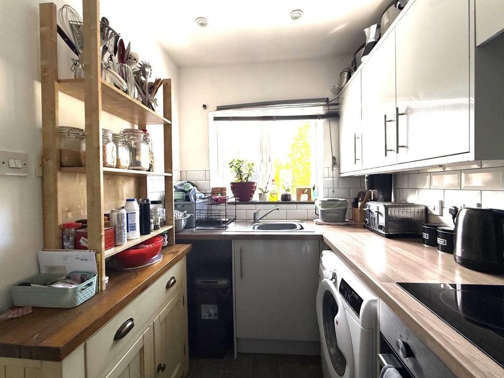 Property photo 3 of 9 9..Jpg