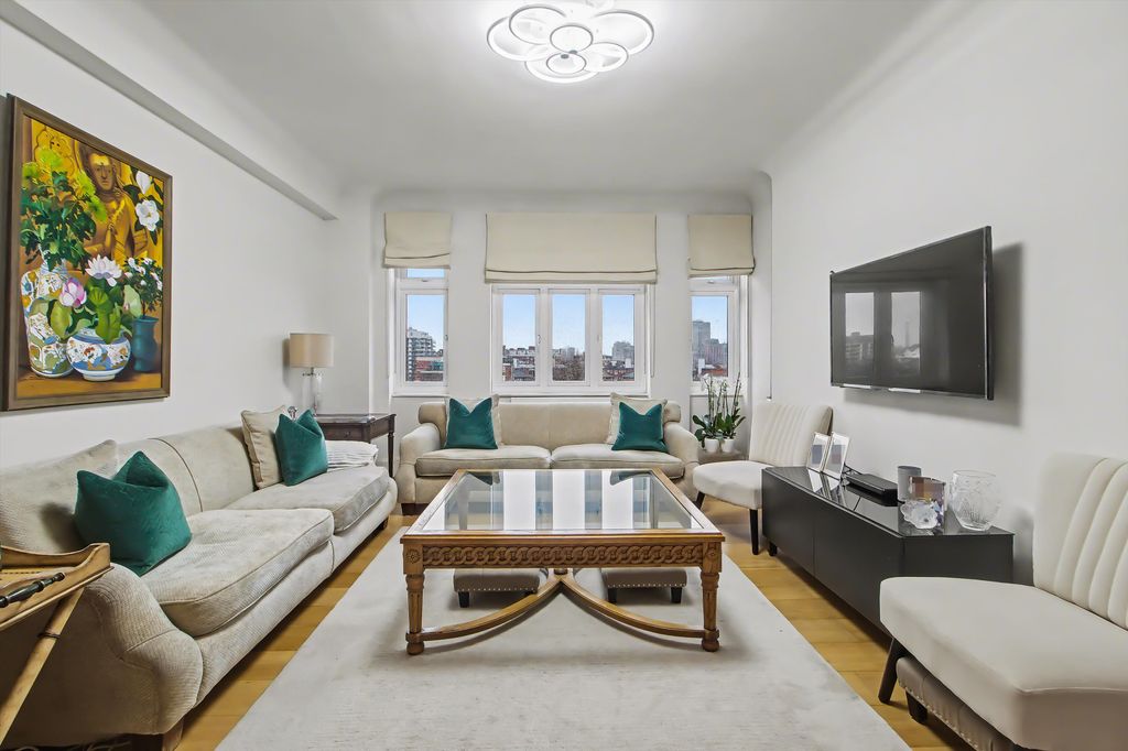 Property photo 1 of 12 Image