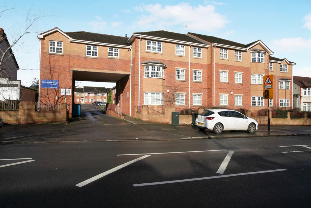 Property photo 1 of 16