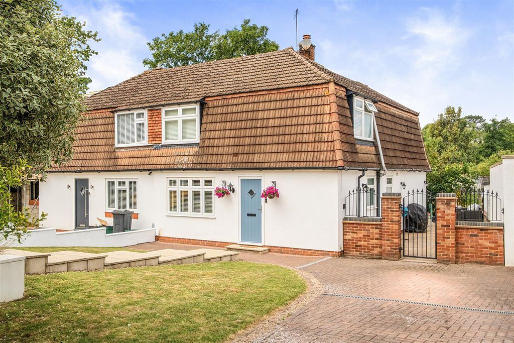 Property photo 1 of 18 1485554-19-6A454Ac44B4B6.Jpg