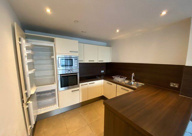 Property photo 3 of 8 Kitchen
