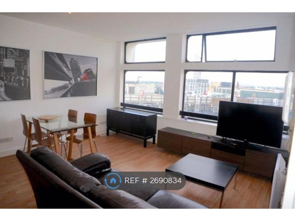 Property photo 2 of 12 Living Room Previous Year