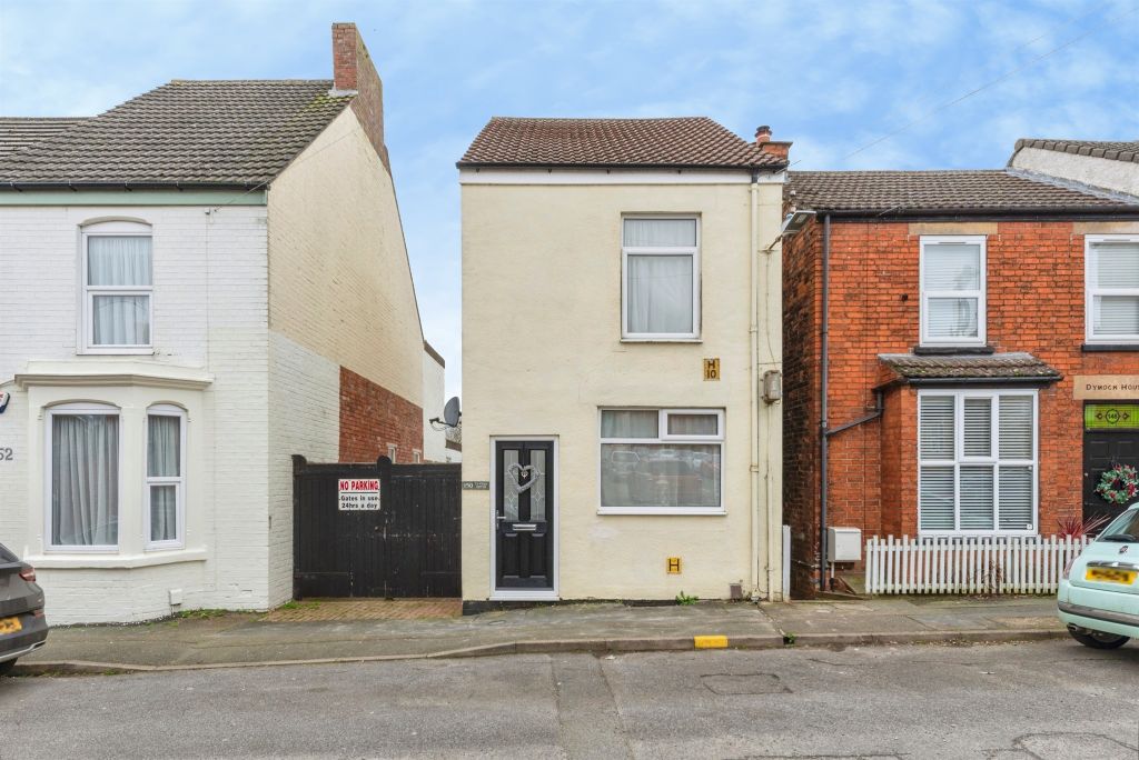 Property photo 1 of 20