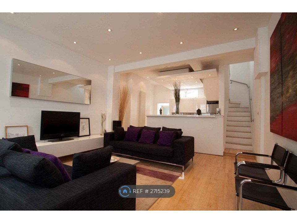 Property photo 2 of 8 Living Room