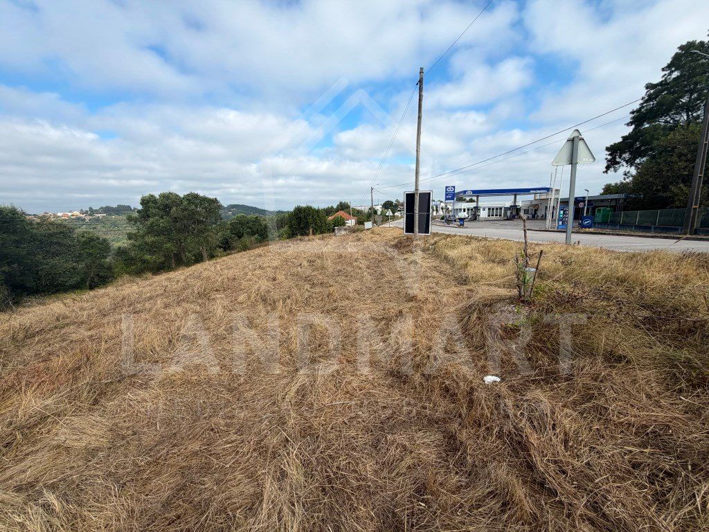 Property photo 3 of 3