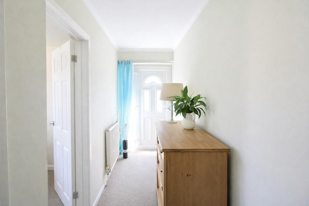 Property photo 2 of 13 2.Png