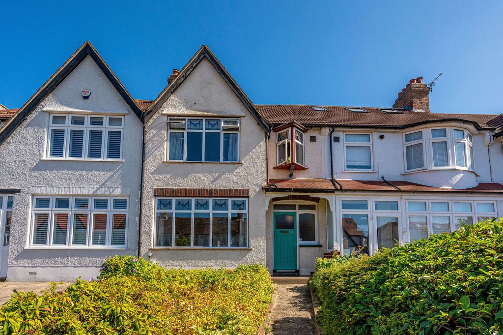 Property photo 1 of 19