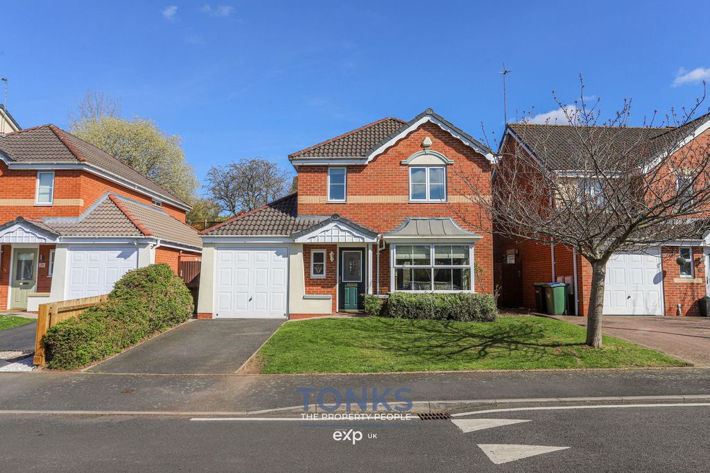 Property photo 1 of 42