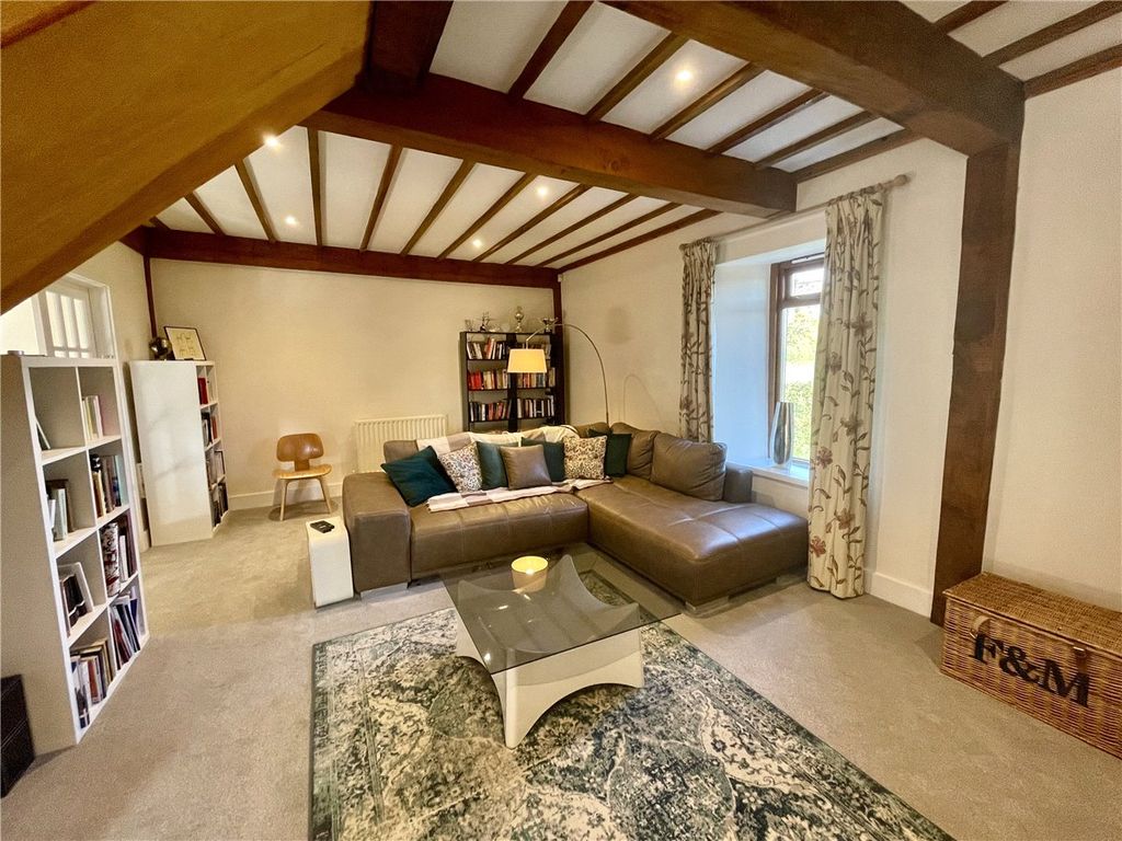 Property photo 2 of 12 Picture No. 02