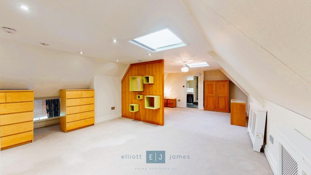 Additional image 17 of 4 bed flat to rentHill Hall, Theydon Mount, Epping CM16