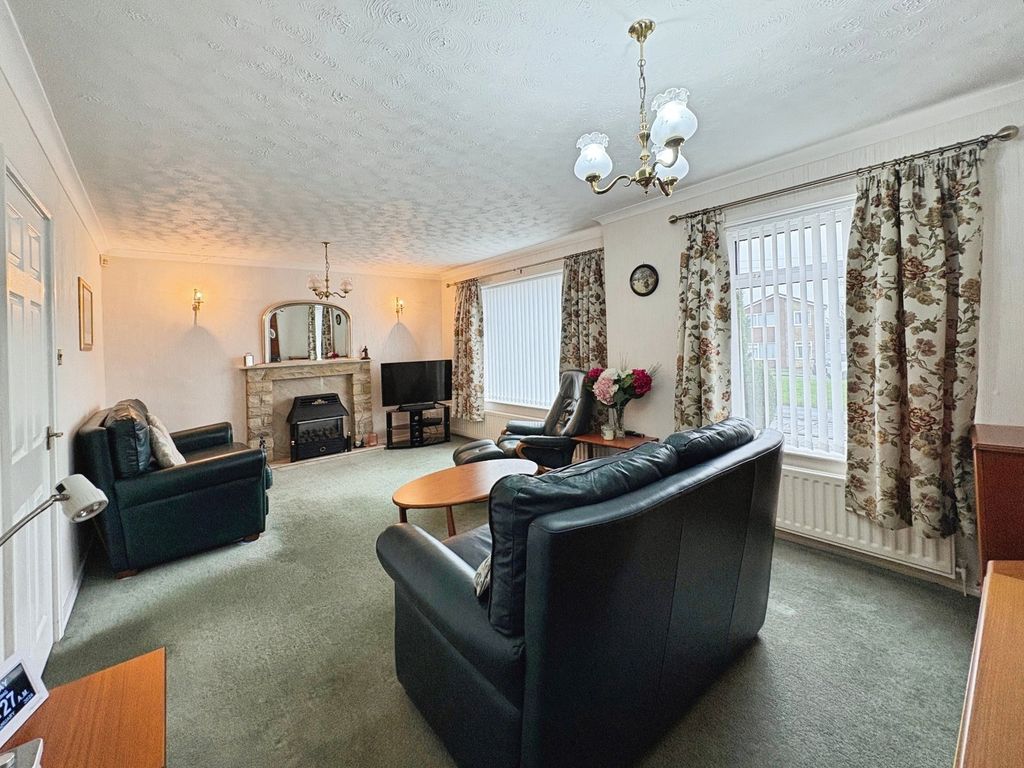 Property photo 2 of 17 Picture No. 07