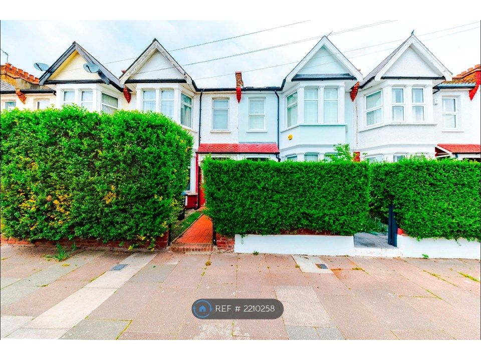 Property photo 2 of 12