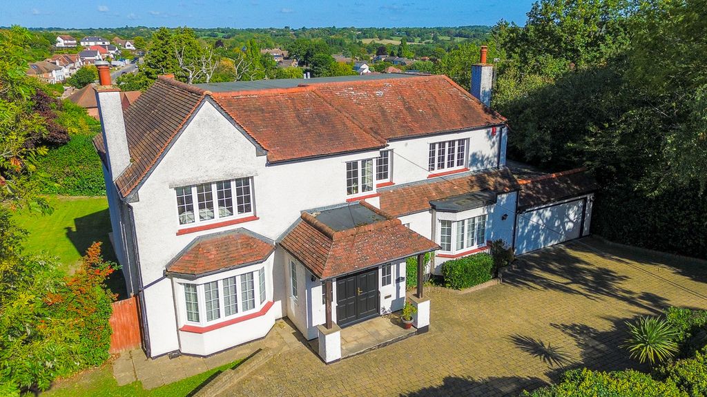 Property photo 2 of 20