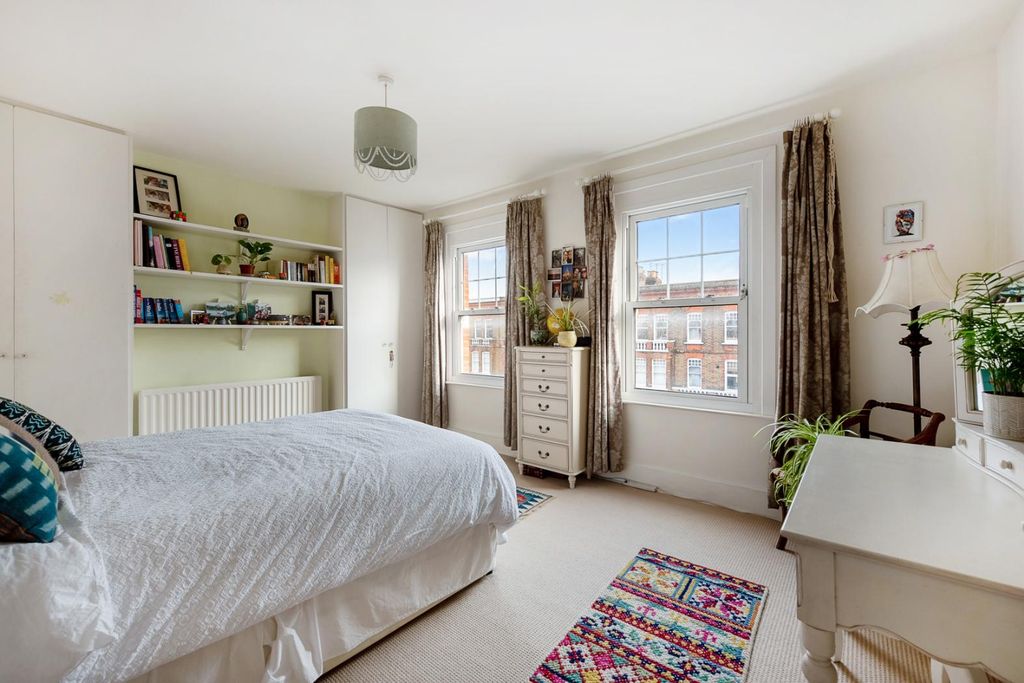 Property photo 3 of 9