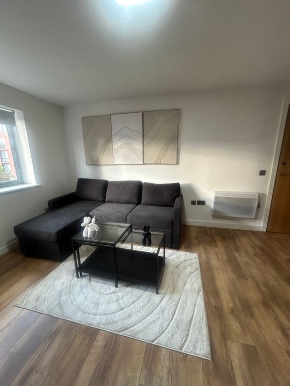 Property photo 3 of 11