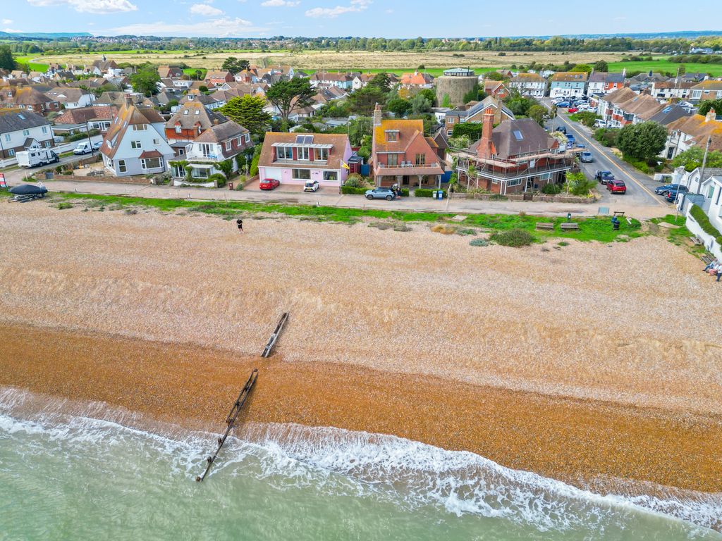 Property photo 3 of 46 Beach And Aerial Image