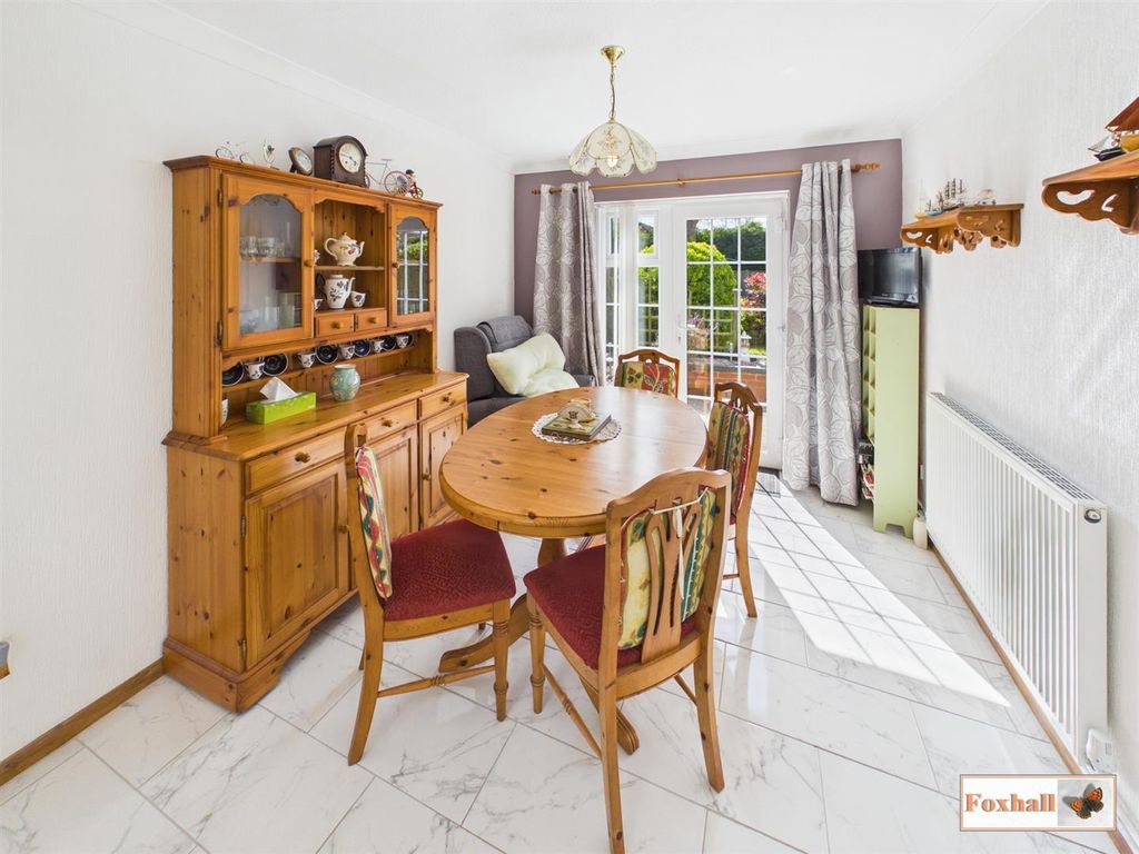 Property photo 3 of 18 Dining Room