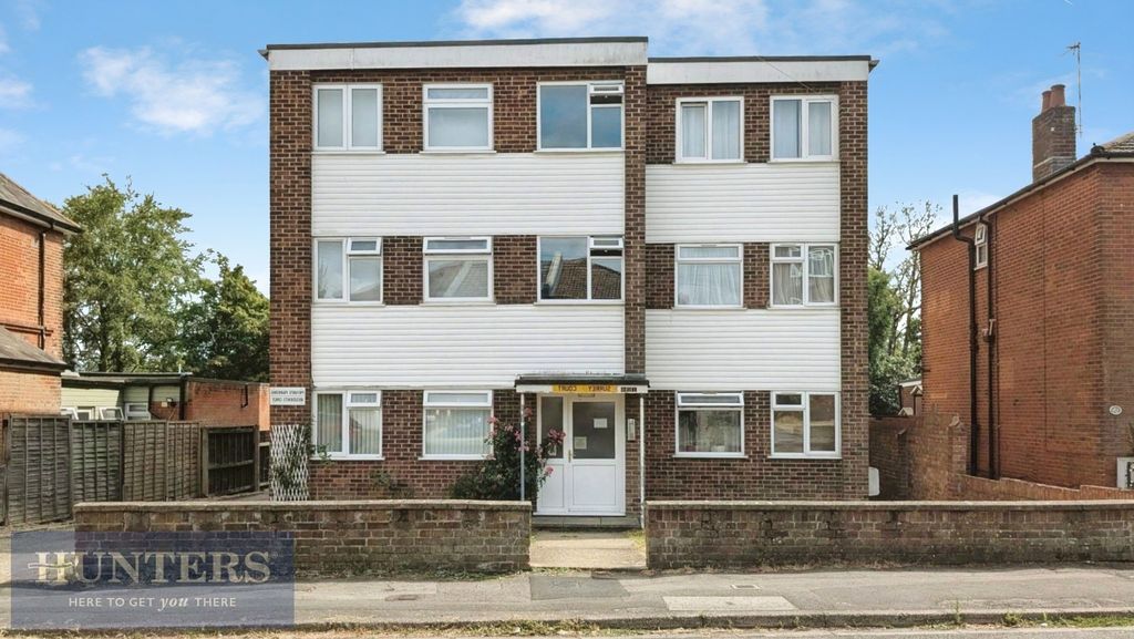 Property photo 1 of 11 Pbox-Img.Jpg