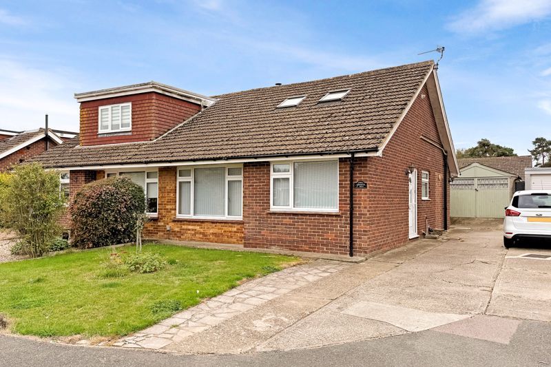 Property photo 1 of 12 Photo 11