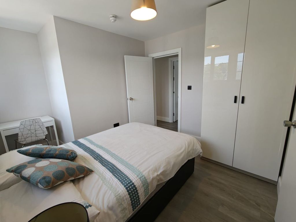 Property photo 1 of 2 Bedroom
