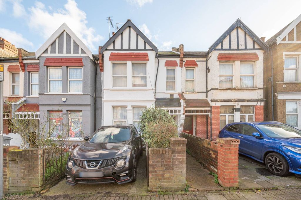 Property photo 1 of 7