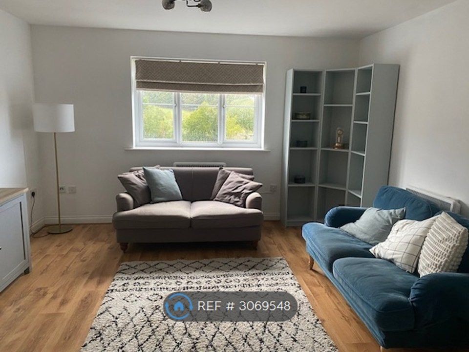 Property photo 1 of 14 Living Space 1