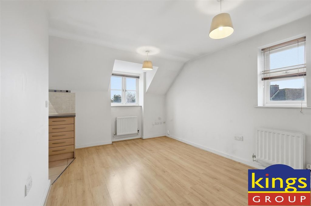 Property photo 2 of 13 Img_3462.Jpg