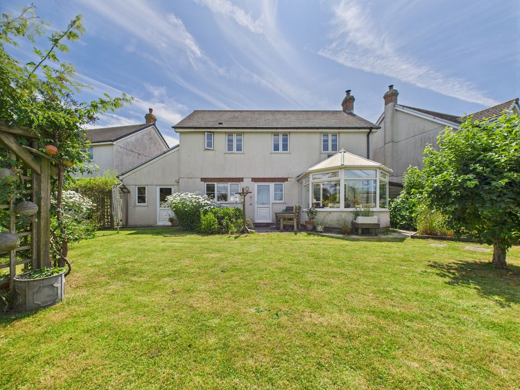 Property photo 3 of 18