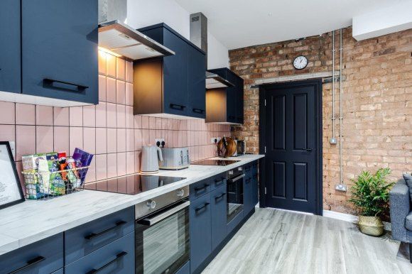 Property photo 2 of 8 8146537.Jpg