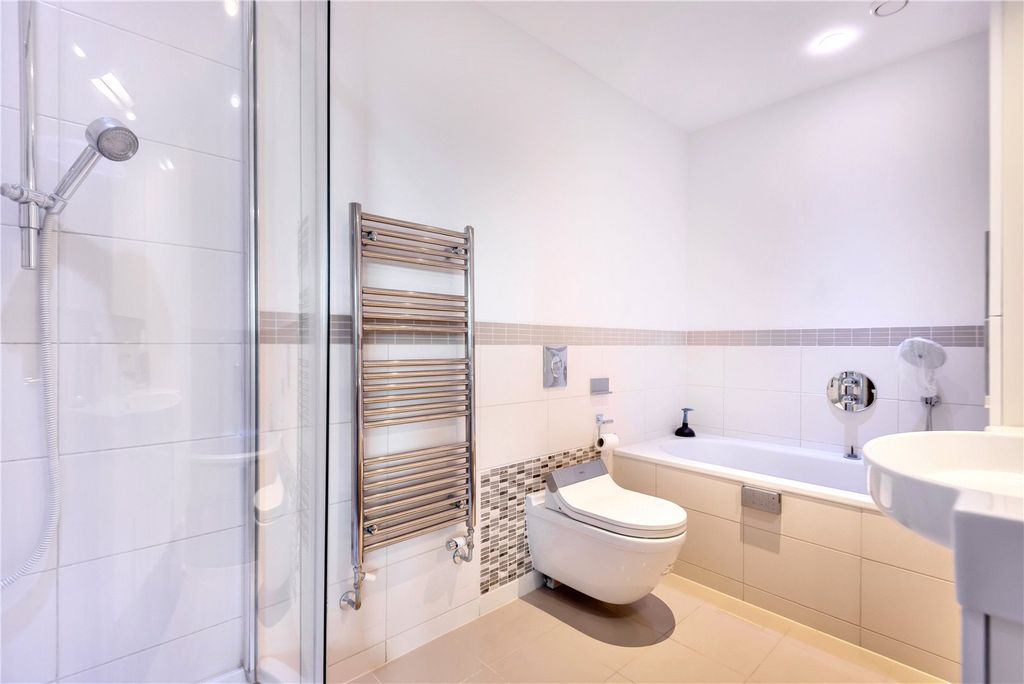 Property photo 3 of 10 Picture No. 08