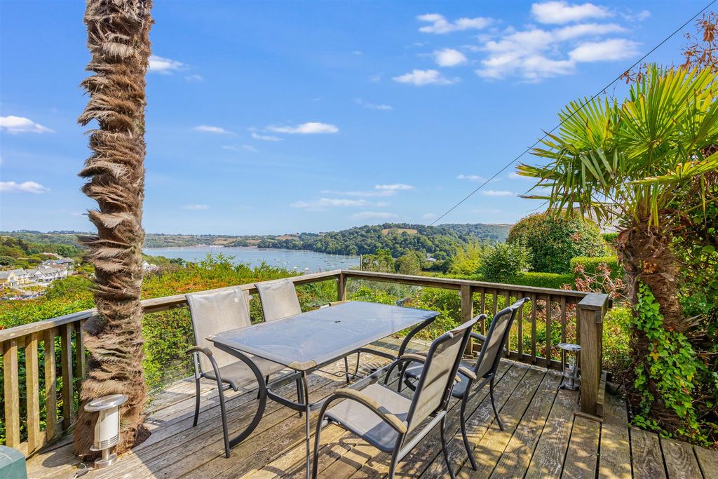 Property photo 2 of 19 A05 - Bluebird Cottage, Dittisham, The Level - 250
