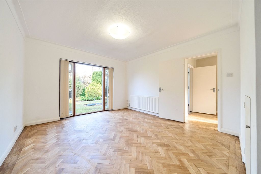 Property photo 3 of 14 Picture No. 33