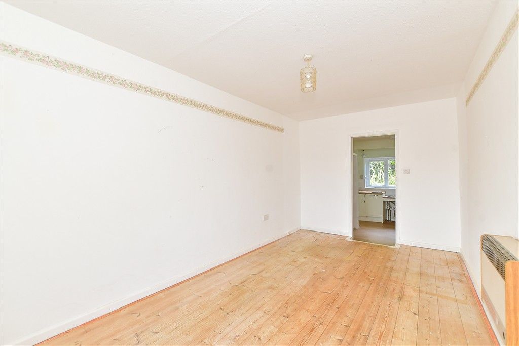 Property photo 2 of 9 Dining Room