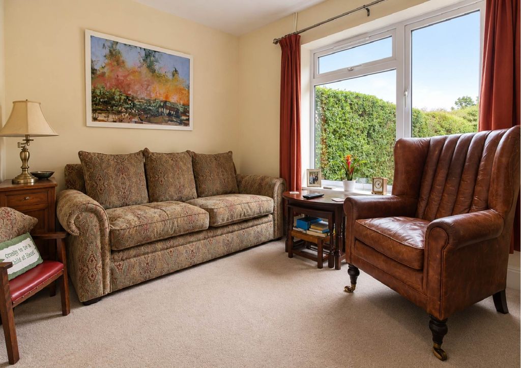 Property photo 3 of 16