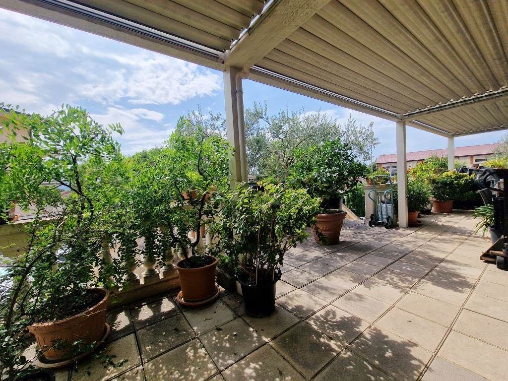 Property photo 3 of 30