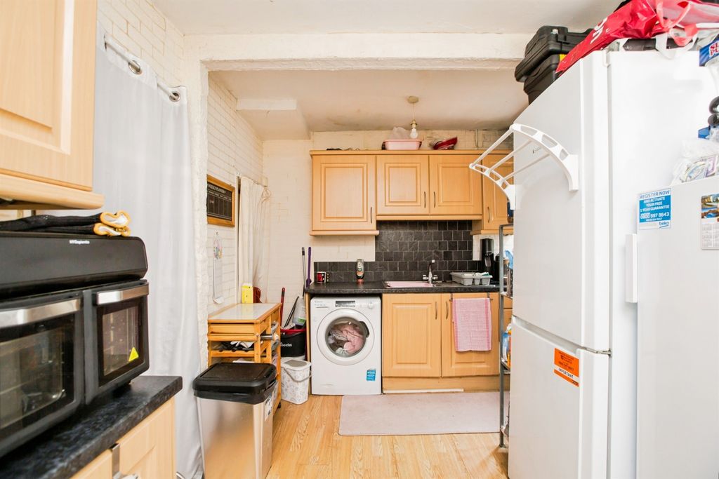 Property photo 3 of 13