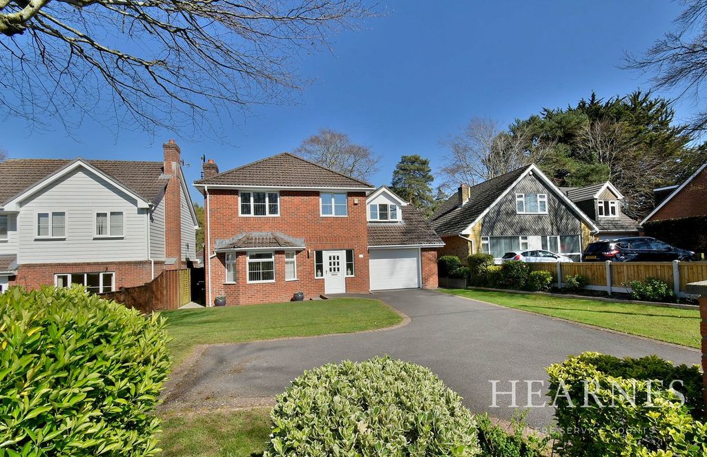 Property photo 1 of 24