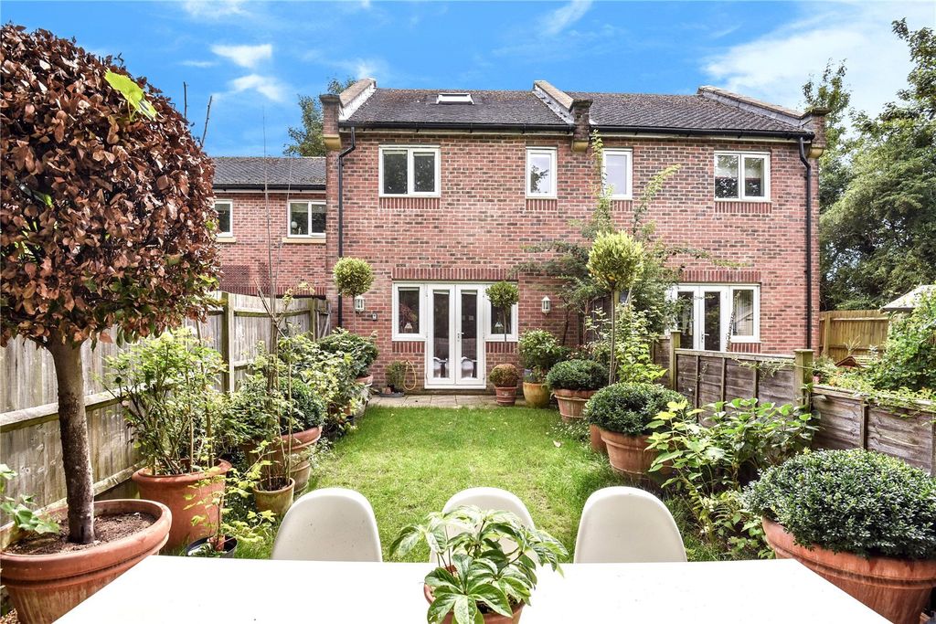 Property photo 1 of 10 Picture No. 32