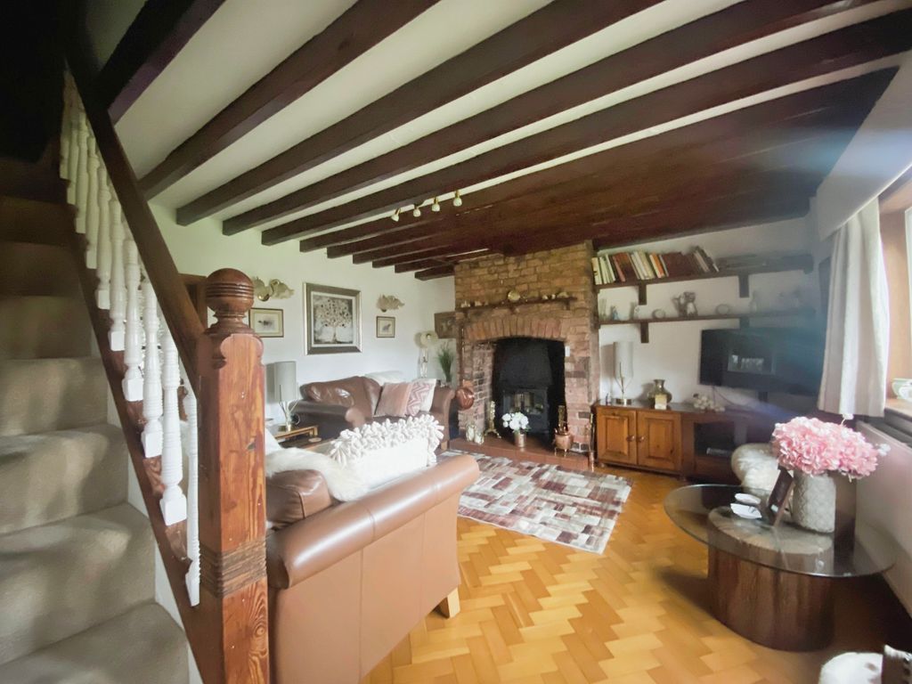 Property photo 2 of 33 D0443878-Img_1105